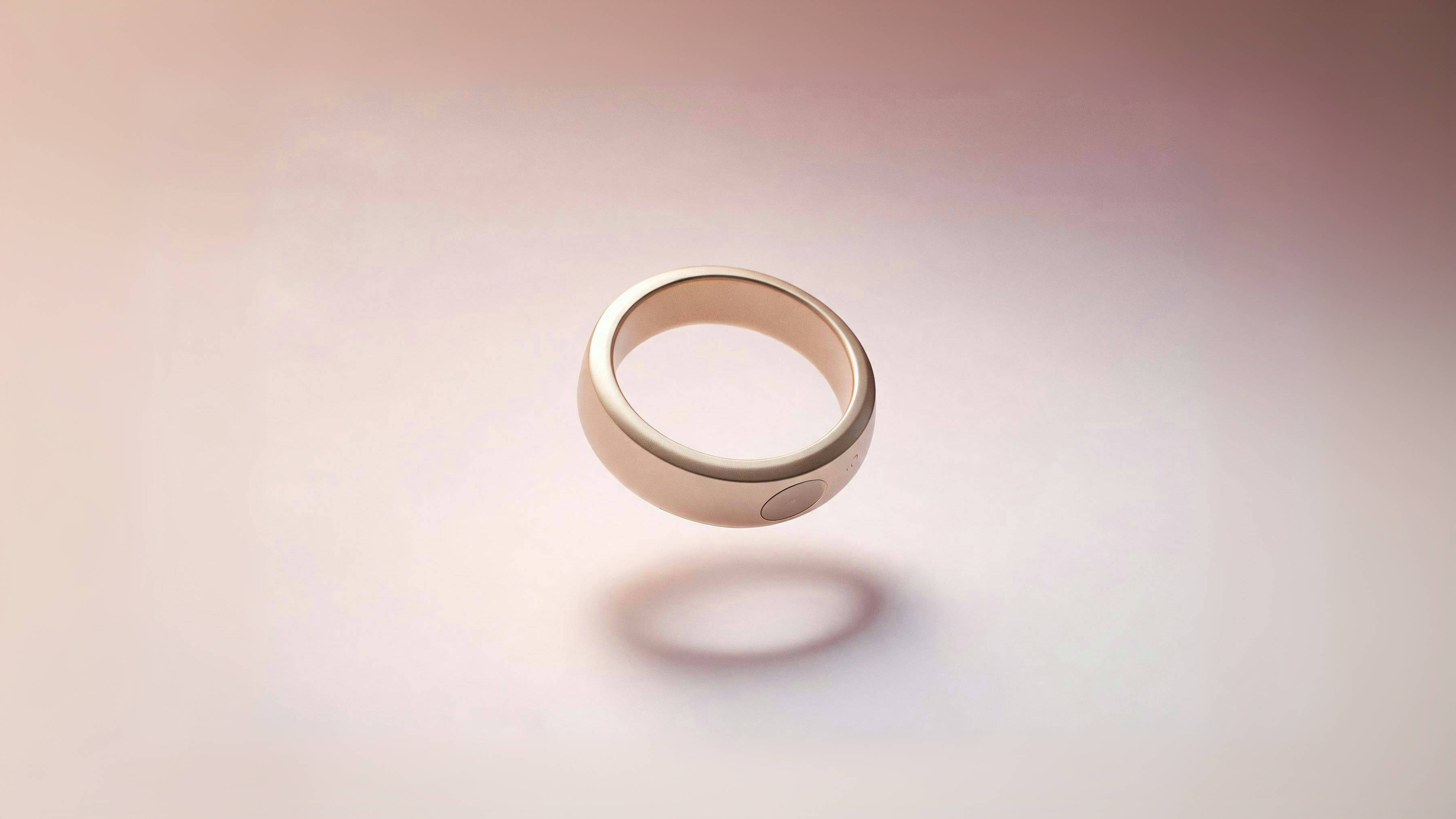 The HearlingU smart ring in rose gold